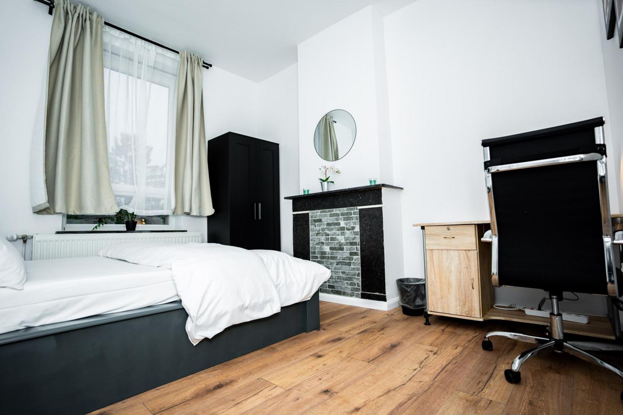 Chambre R1 Avec Salle De Bain Partagee Pres De L'Hopital De La Citadelle A Liège Eksteriør bilde
